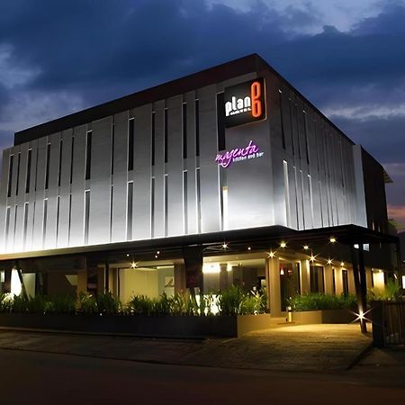 Plan B Hotel Padang  Exterior foto