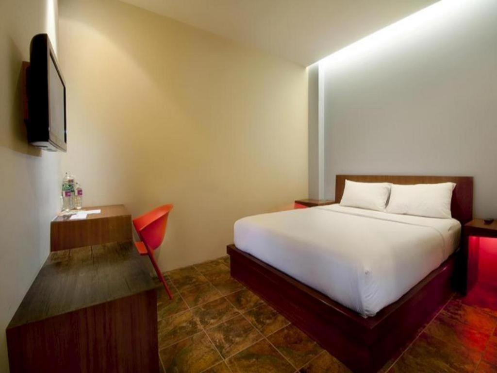 Plan B Hotel Padang  Exterior foto